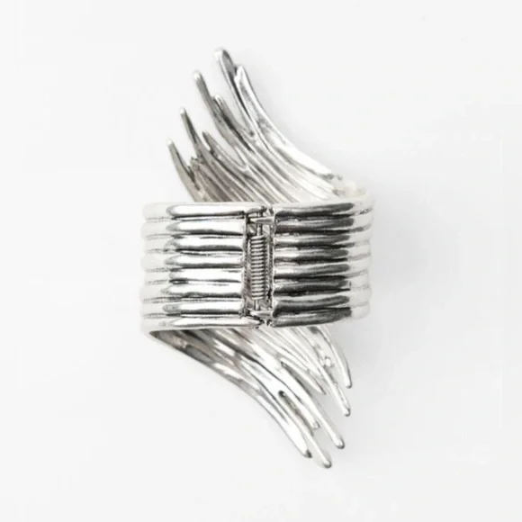 Zara Silver Zinc Metal Trinny Tiffany Style Zinc Steel Bracelet Cuff‎ Yin Yang - Picture 4 of 5